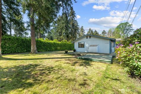 5 W Shore Avenue SW Lakewood WA 98498