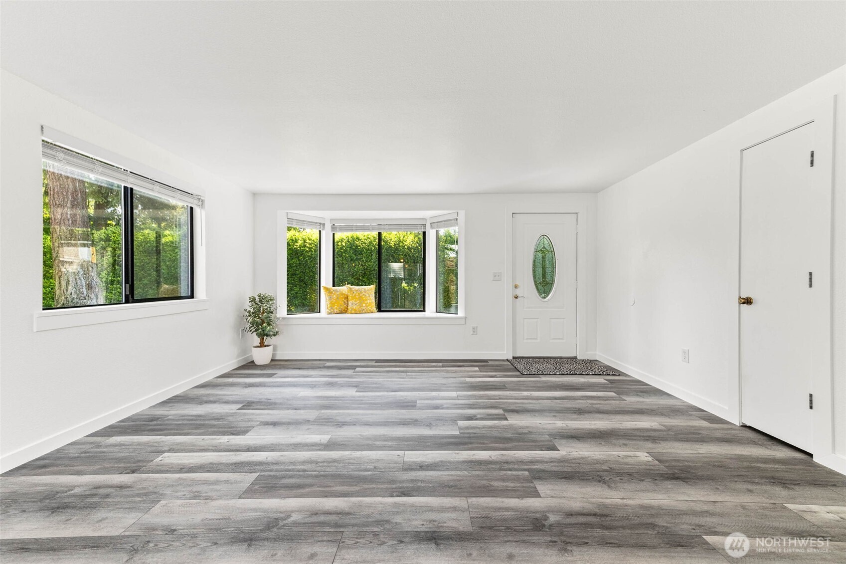 5 W Shore Avenue SW Lakewood WA 98498