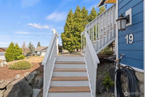 19 80th Drive NE Lake Stevens WA 98258