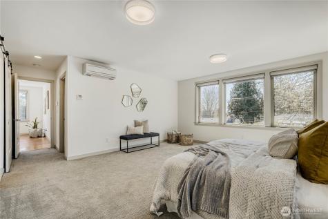 10719 Densmore Avenue N Seattle WA 98133