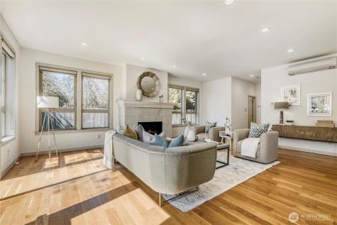 10719 Densmore Avenue N Seattle WA 98133