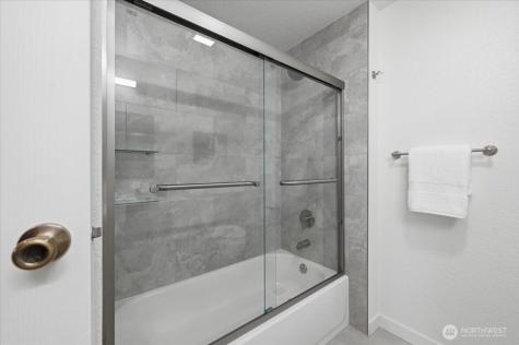 12214 NE 138th Place Kirkland WA 98034