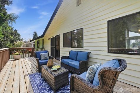 12214 NE 138th Place Kirkland WA 98034