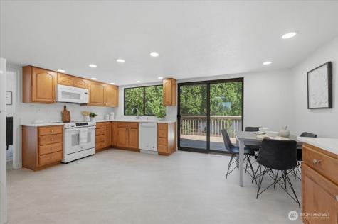 12214 NE 138th Place Kirkland WA 98034