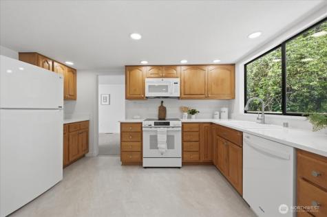 12214 NE 138th Place Kirkland WA 98034