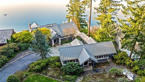 7502 Ford Drive NW Gig Harbor WA 98335