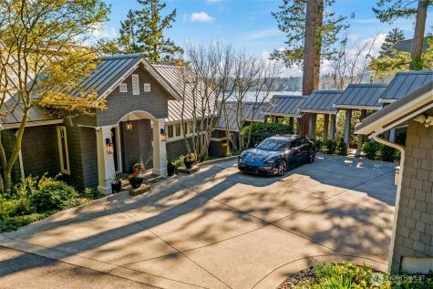 7502 Ford Drive NW Gig Harbor WA 98335
