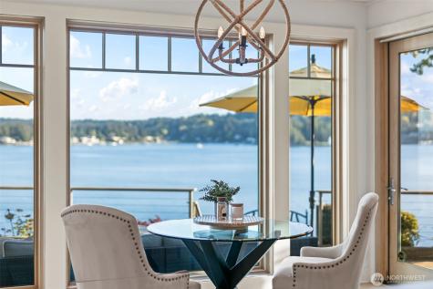 7502 Ford Drive NW Gig Harbor WA 98335