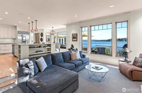 7502 Ford Drive NW Gig Harbor WA 98335