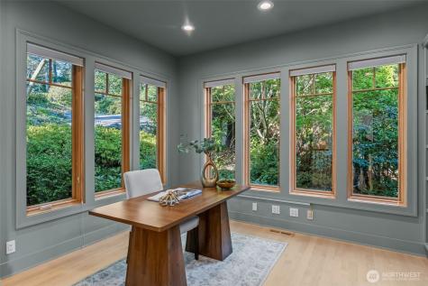 7502 Ford Drive NW Gig Harbor WA 98335