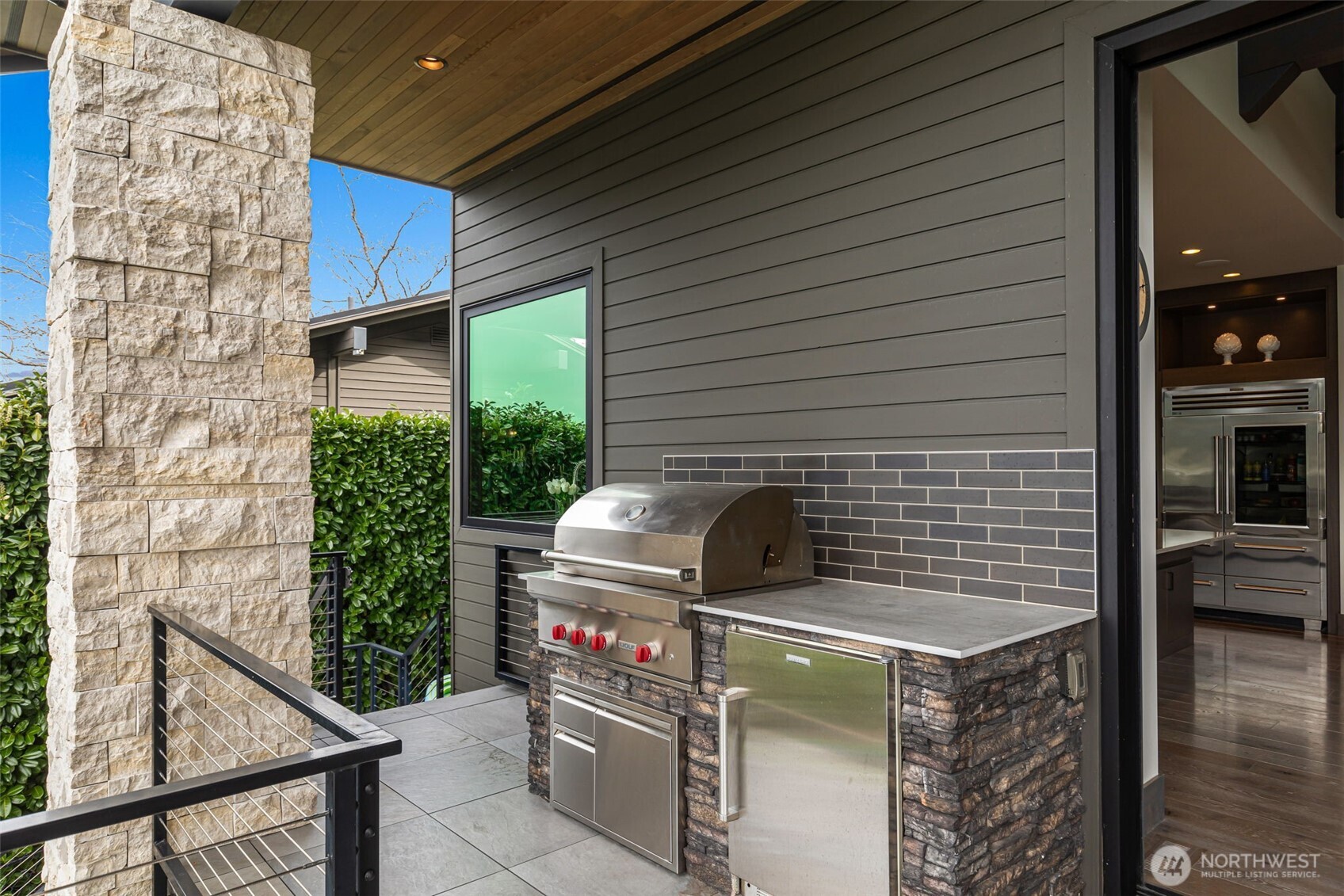 5629 Pleasure Point Lane SE Bellevue WA 98006