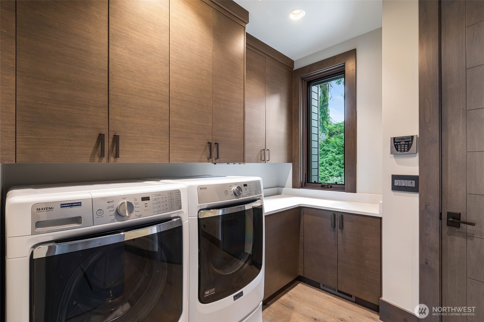 5629 Pleasure Point Lane SE Bellevue WA 98006