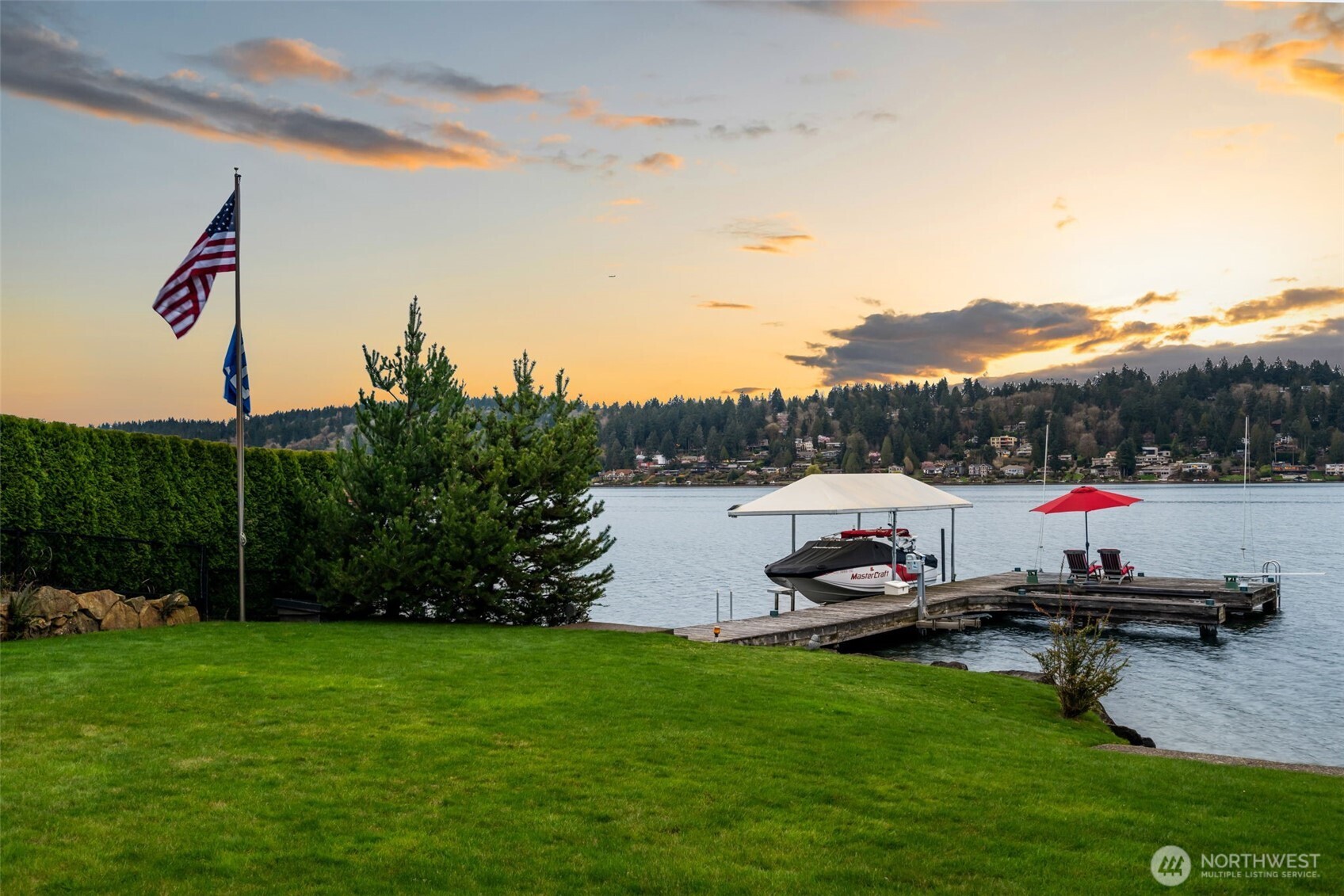 5629 Pleasure Point Lane SE Bellevue WA 98006