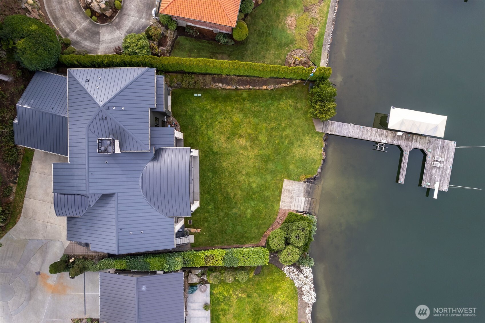 5629 Pleasure Point Lane SE Bellevue WA 98006