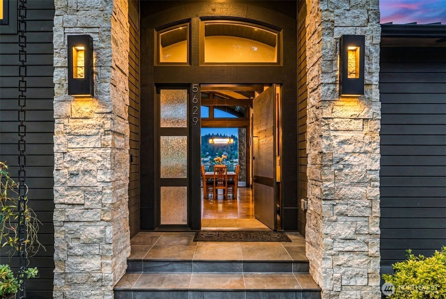 5629 Pleasure Point Lane SE Bellevue WA 98006