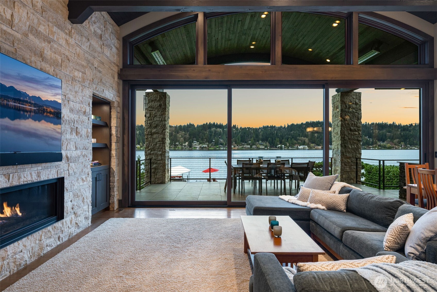 5629 Pleasure Point Lane SE Bellevue WA 98006
