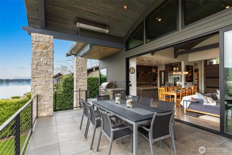 5629 Pleasure Point Lane SE Bellevue WA 98006
