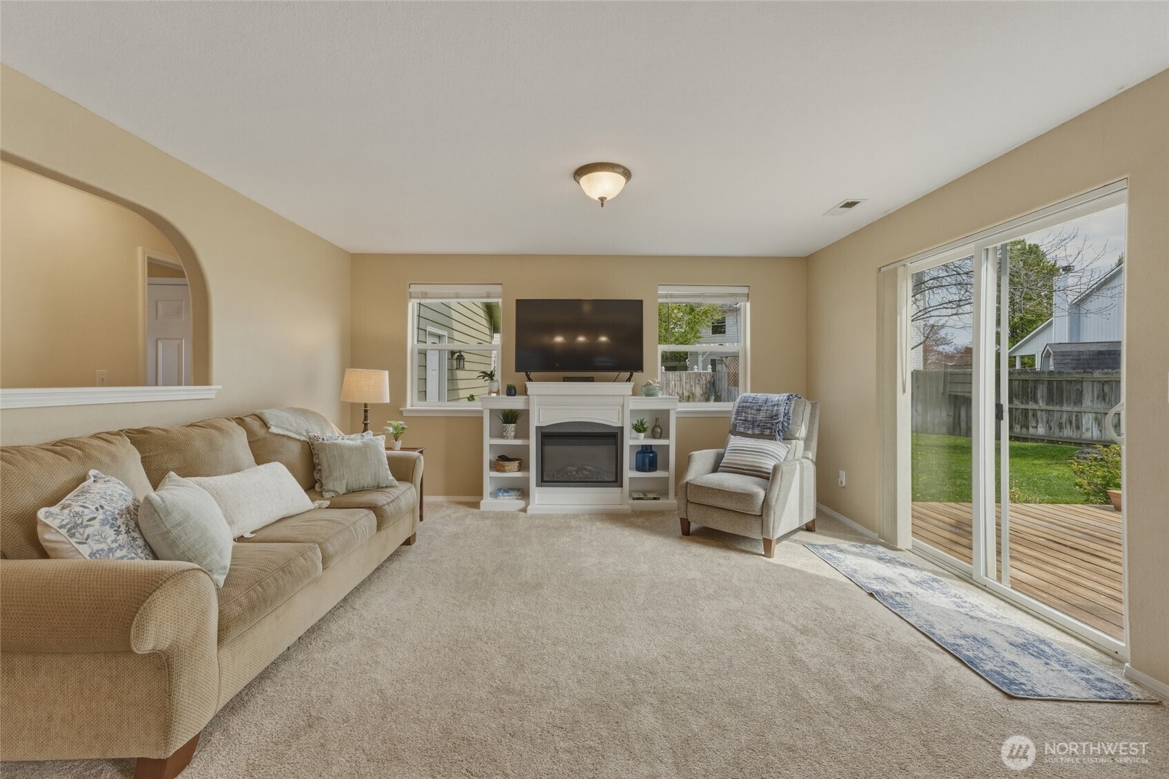 62 NW Earl Lane College Place WA 99324