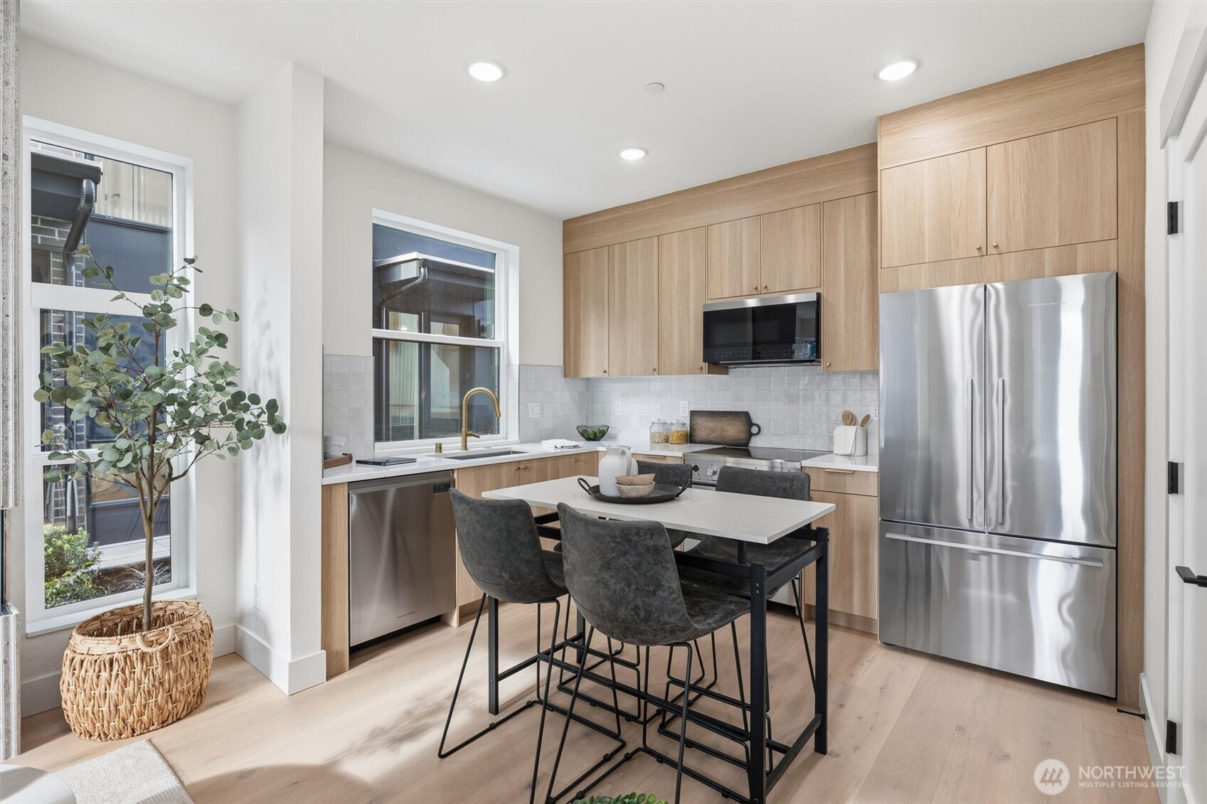 2014 Fairview Avenue E Seattle WA 98102