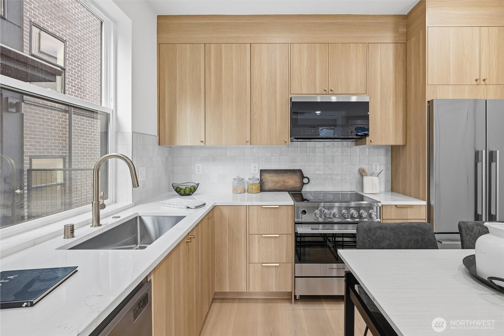 2014 Fairview Avenue E Seattle WA 98102