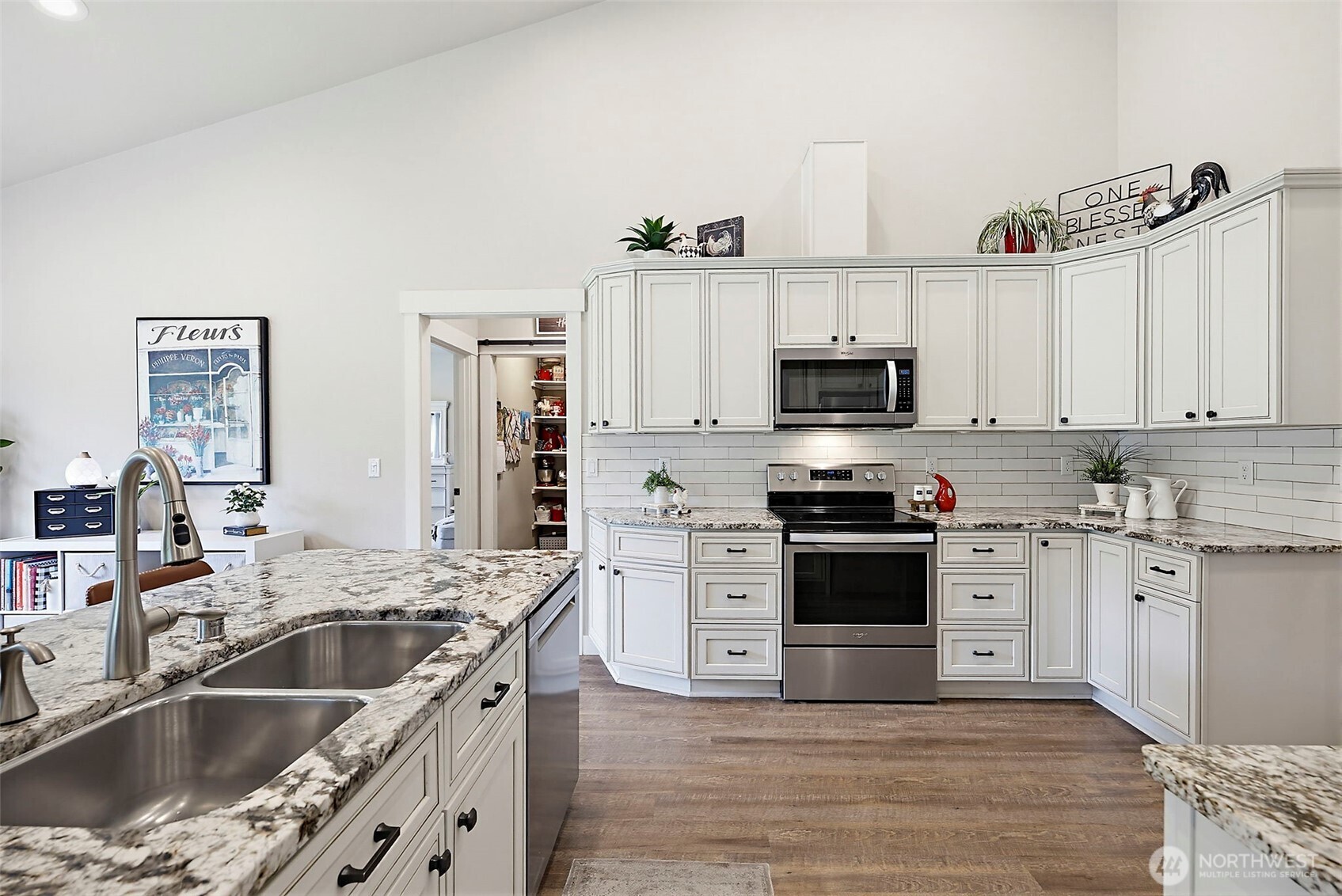 8406 James Road SW Rochester WA 98579