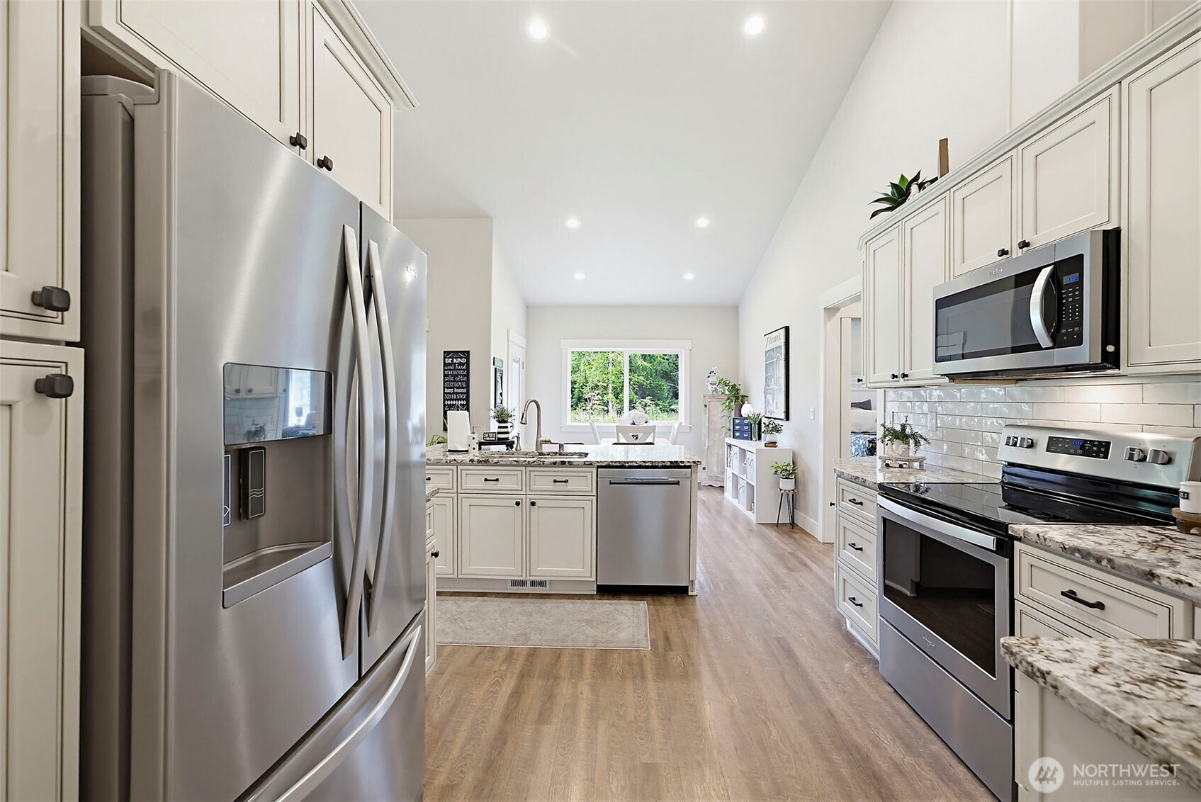 8406 James Road SW Rochester WA 98579