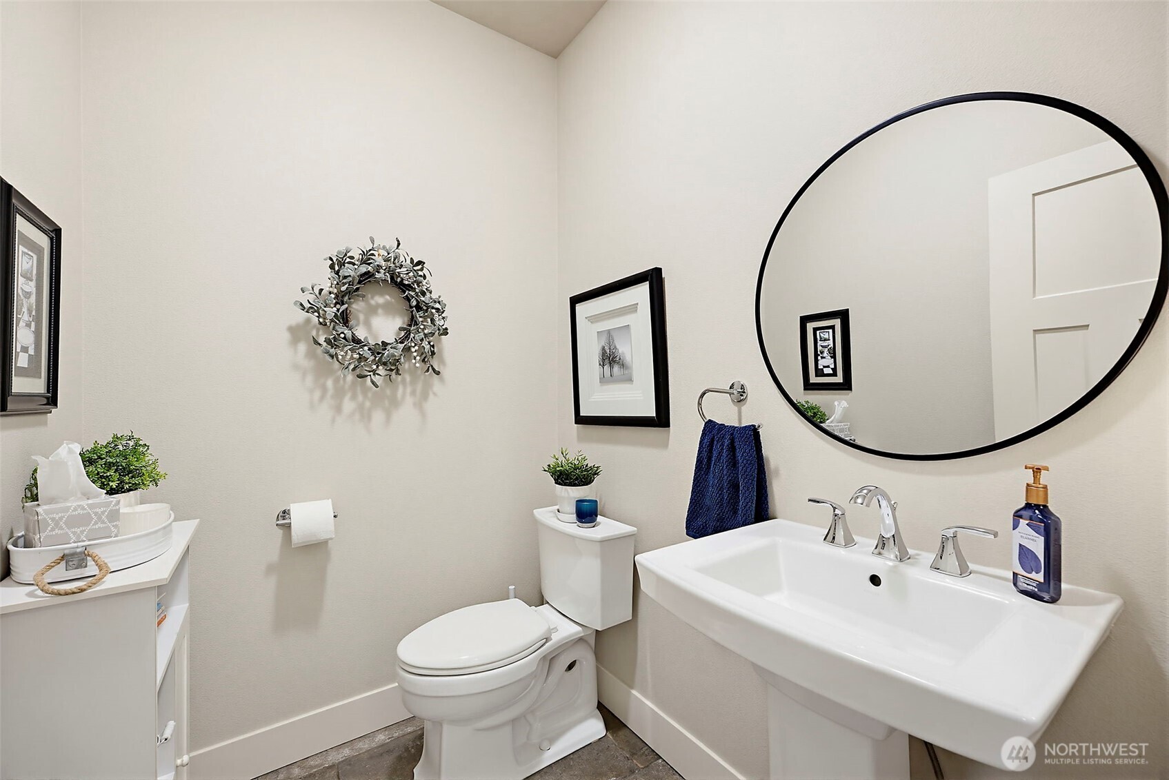 8406 James Road SW Rochester WA 98579