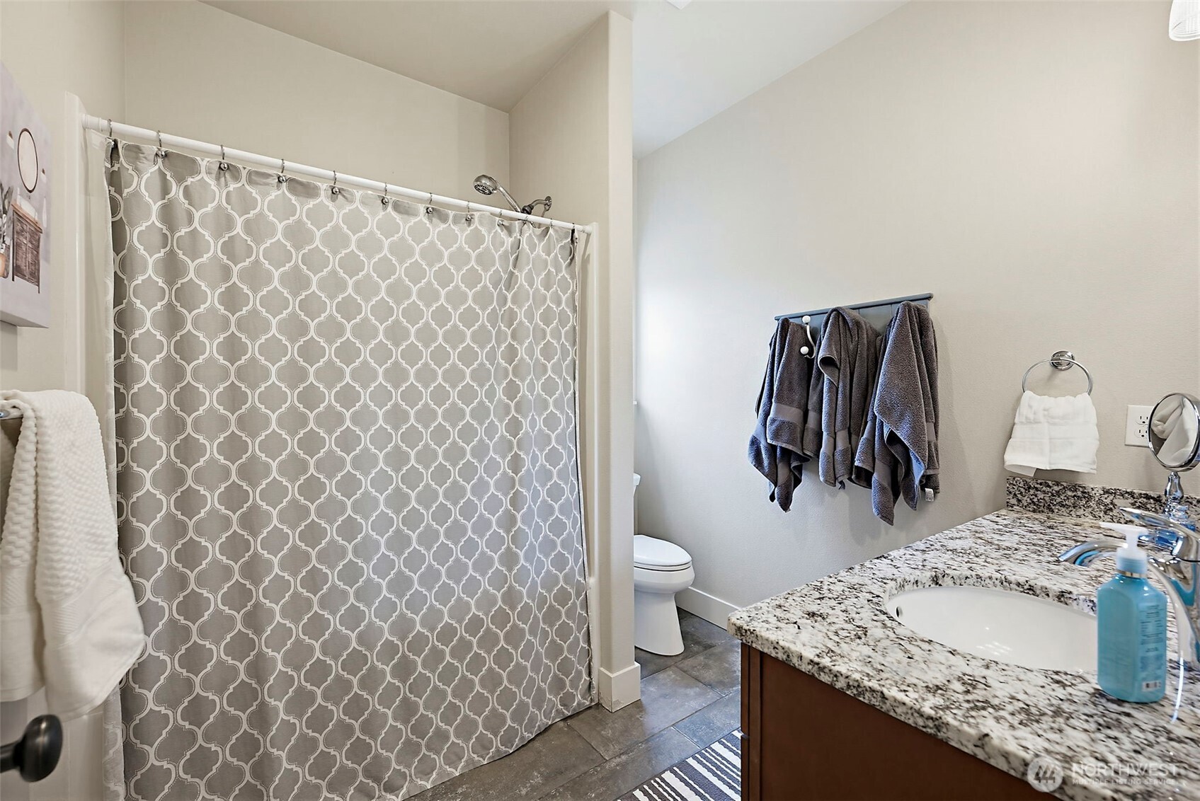 8406 James Road SW Rochester WA 98579