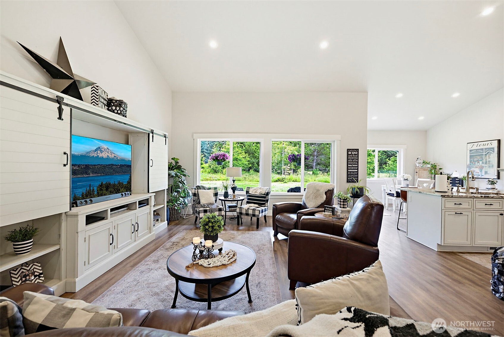 8406 James Road SW Rochester WA 98579