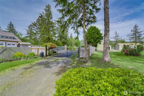 830 Riverview Lane Chinook WA 98614