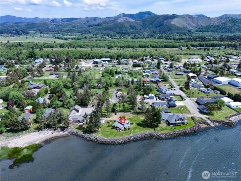 830 Riverview Lane Chinook WA 98614