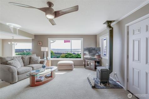 830 Riverview Lane Chinook WA 98614