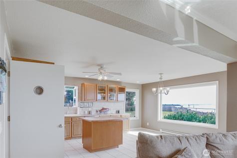 830 Riverview Lane Chinook WA 98614