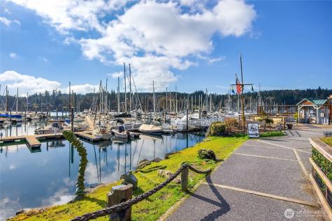 141 Parfitt Way SW Bainbridge Island WA 98110