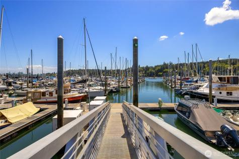 141 Parfitt Way SW Bainbridge Island WA 98110
