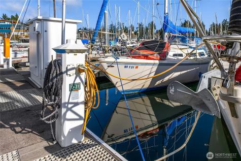 141 Parfitt Way SW Bainbridge Island WA 98110