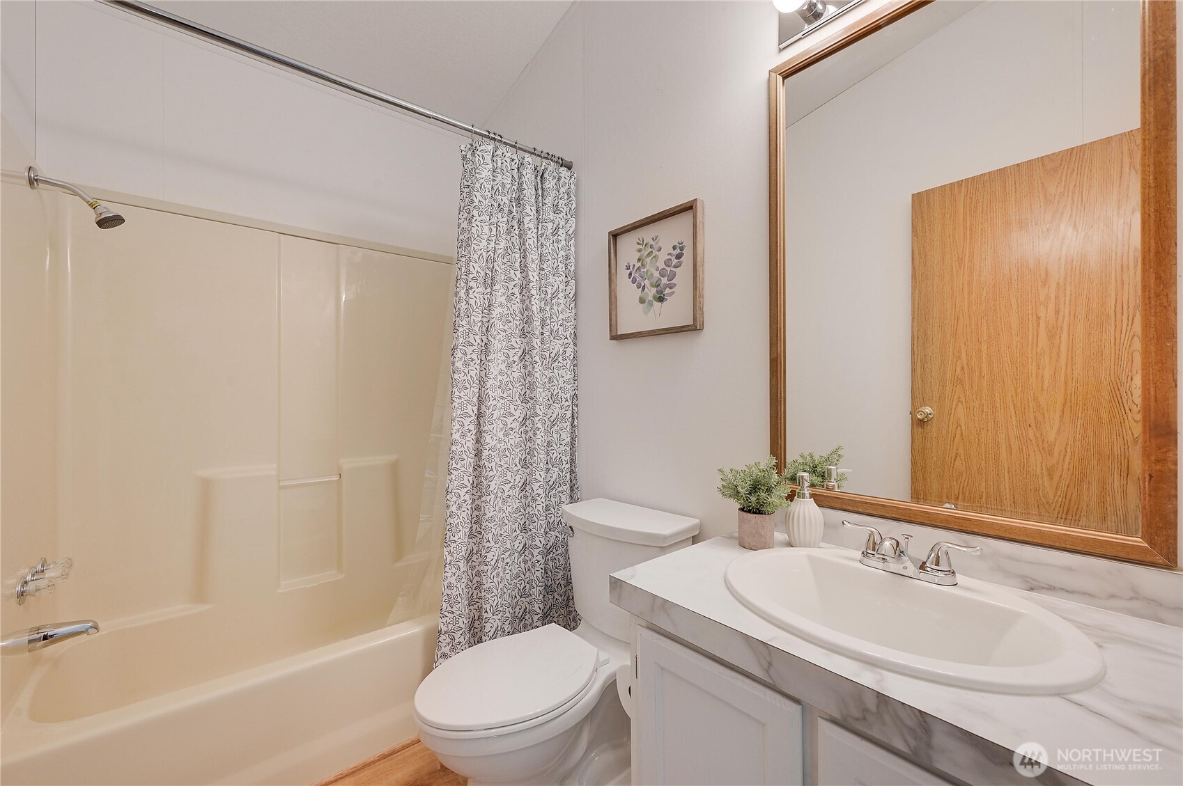 2090 Victoria Avenue Port Townsend WA 98368