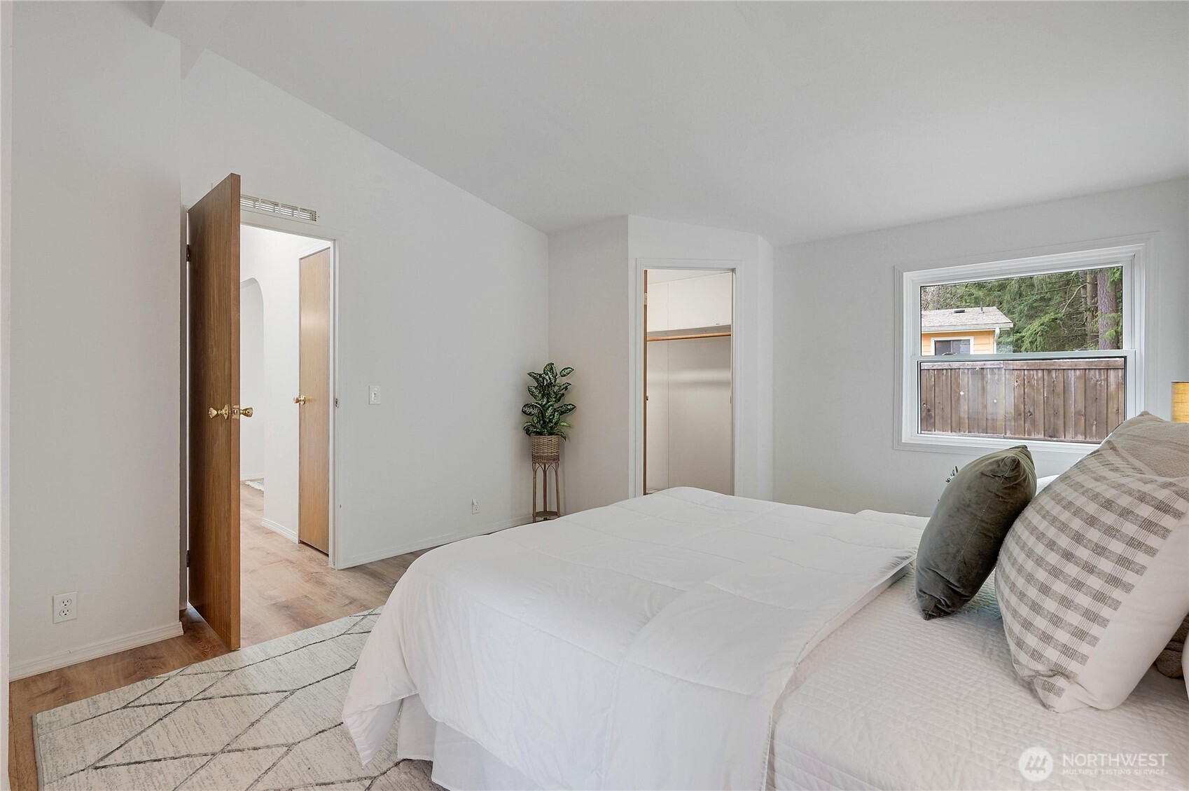 2090 Victoria Avenue Port Townsend WA 98368