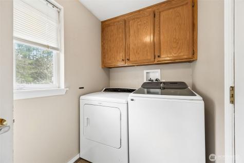 15418 Scenic Shores Drive SE Yelm WA 98597