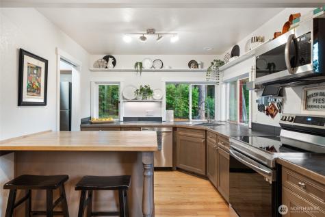 14855 Phelps Road NE Bainbridge Island WA 98110