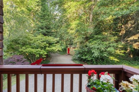 14855 Phelps Road NE Bainbridge Island WA 98110