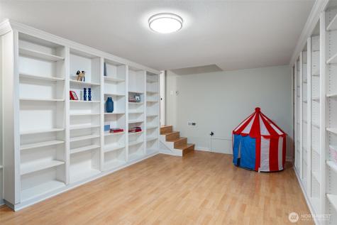 14855 Phelps Road NE Bainbridge Island WA 98110