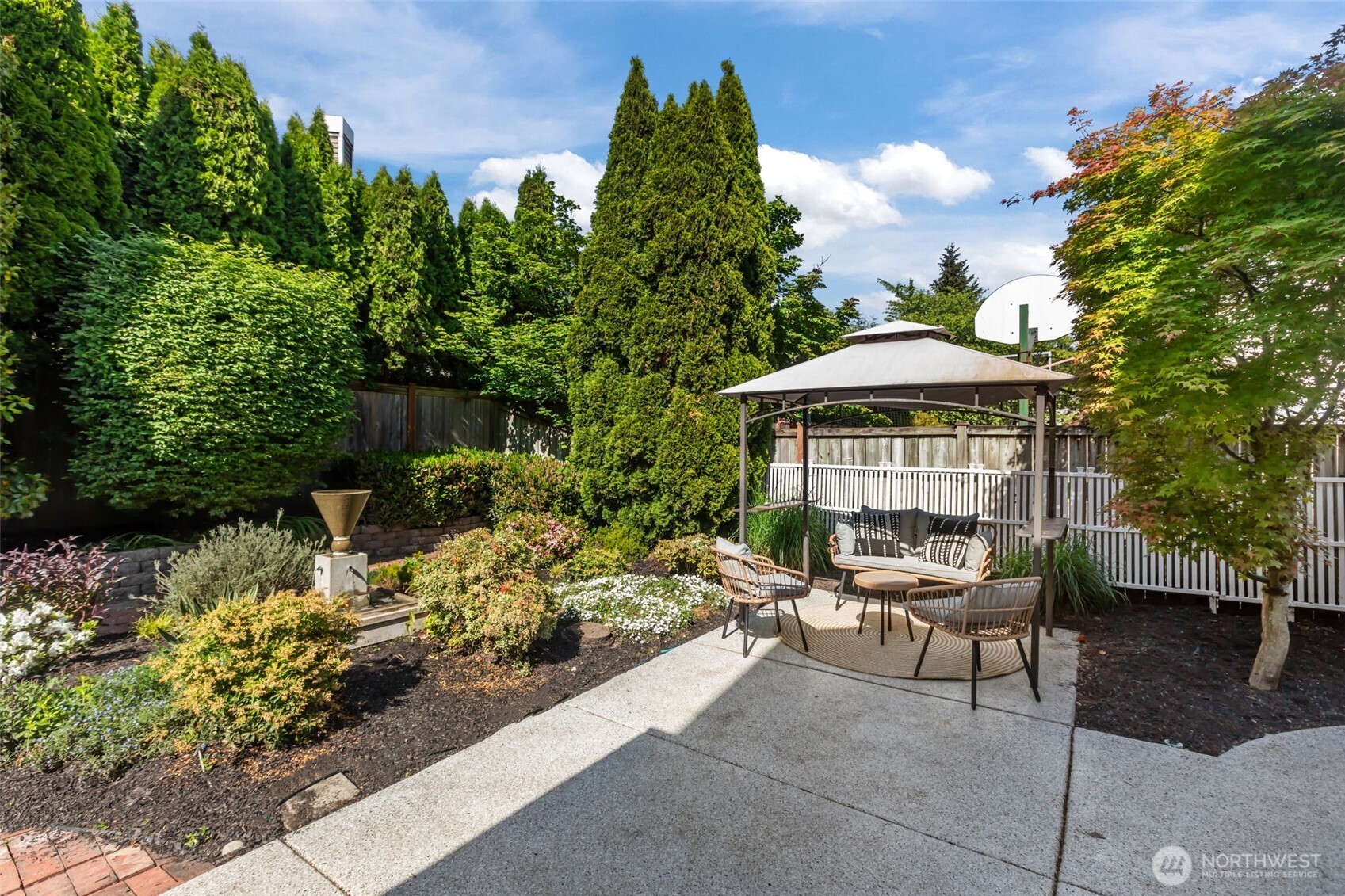 12470 NE 162nd Street Woodinville WA 98072