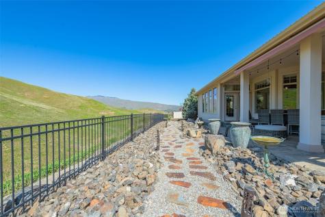 2062 Maiden Lane Wenatchee WA 98801