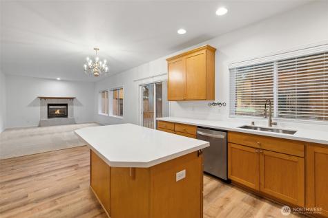 15733 NE 165th Street Woodinville WA 98072