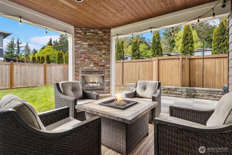 23704 105th Place W Edmonds WA 98020