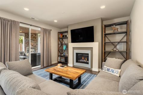 23704 105th Place W Edmonds WA 98020