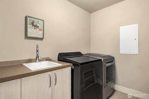 23704 105th Place W Edmonds WA 98020