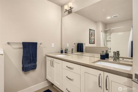 23704 105th Place W Edmonds WA 98020
