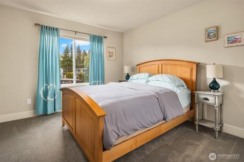 23704 105th Place W Edmonds WA 98020